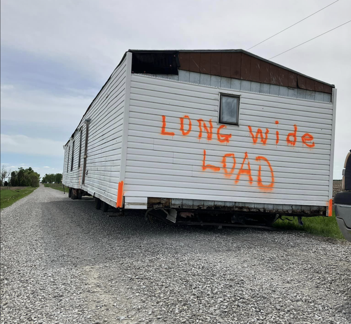 Iowa cops bust driver for ‘traffic hazard’ house move