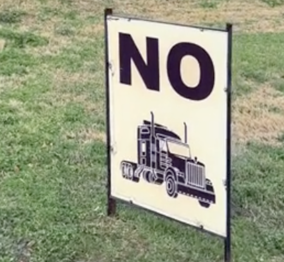 Trucker stopped at Bucee’s doors even after parking elsewhere 