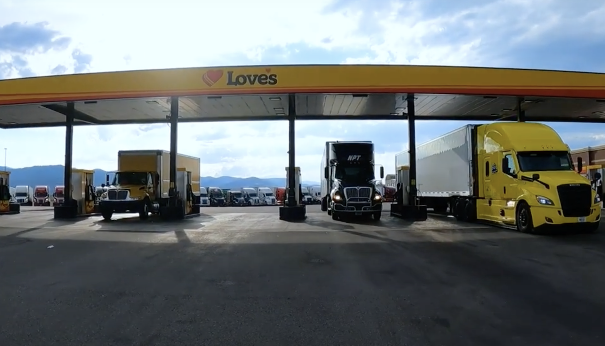 Love’s main fuel hauler named Safety Grand Champion