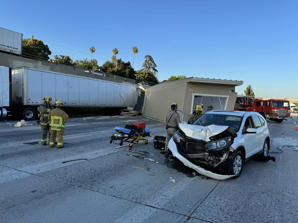 Multi-vehicle crash with semi trucks, manufactured home, and SUV ties up traffic in California