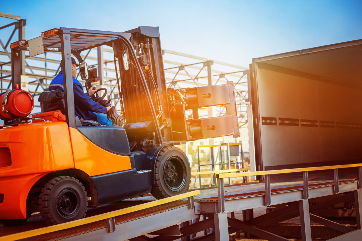 California to crack down on forklift emissions