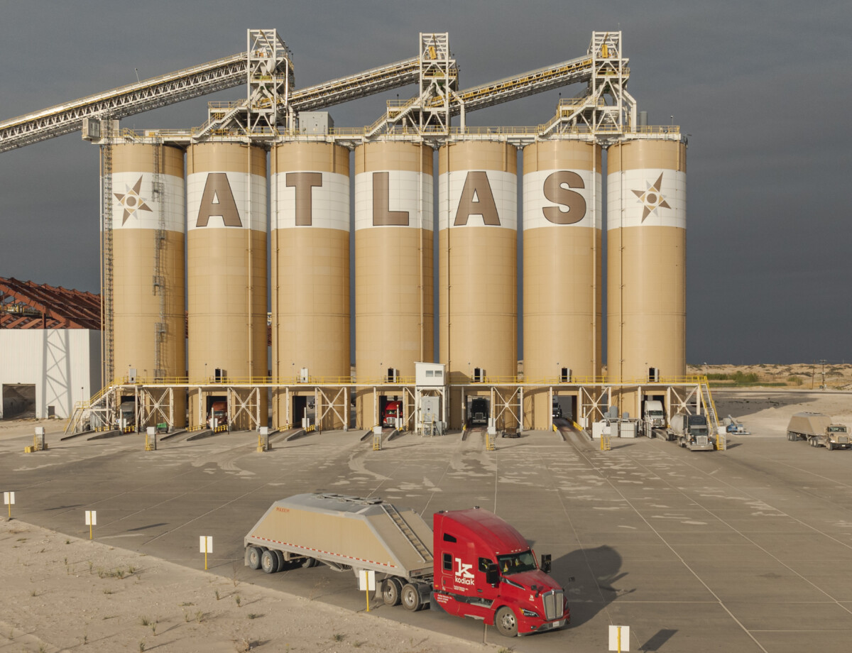 Trucks are now hauling frac sand in Texas with ‘no one inside the cab’