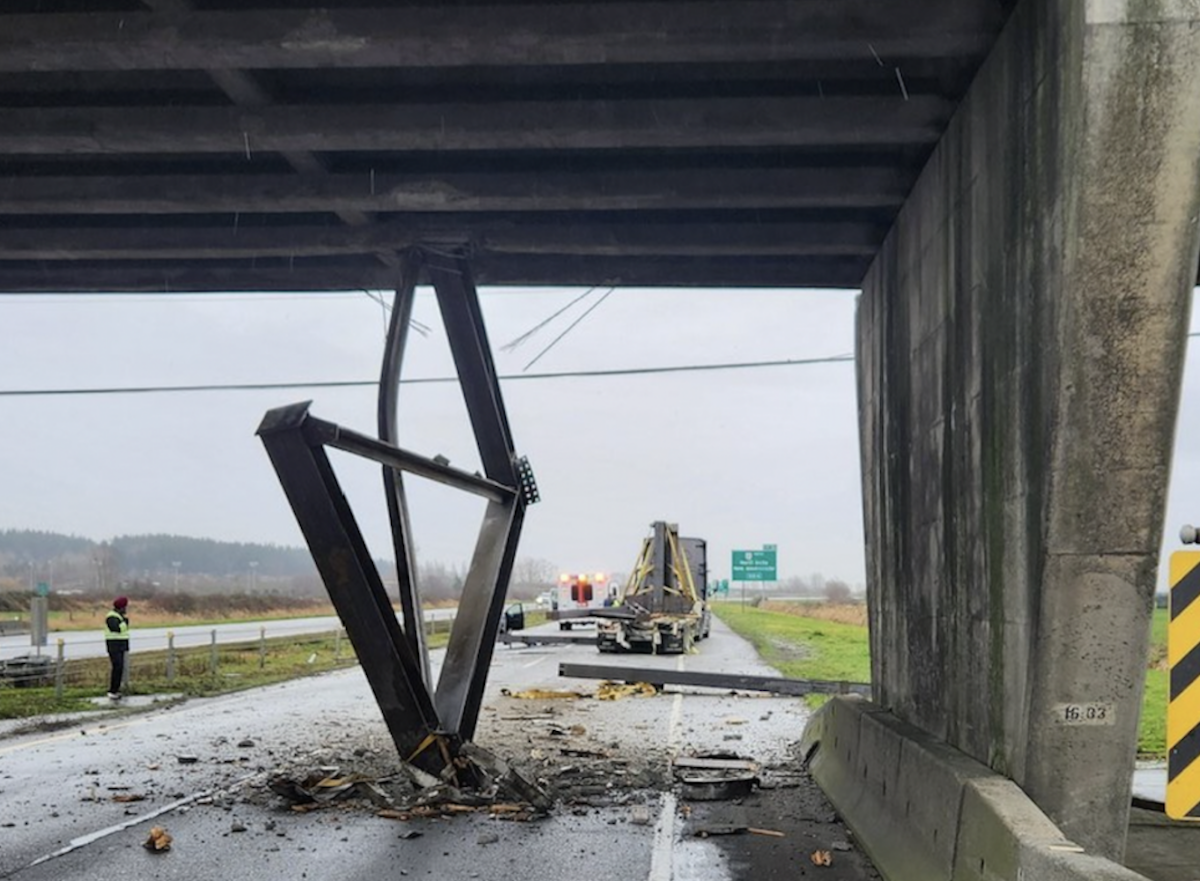 Trucking company asked to be taken off list due to “continuous harassment” of its drivers for number of bridge strikes 