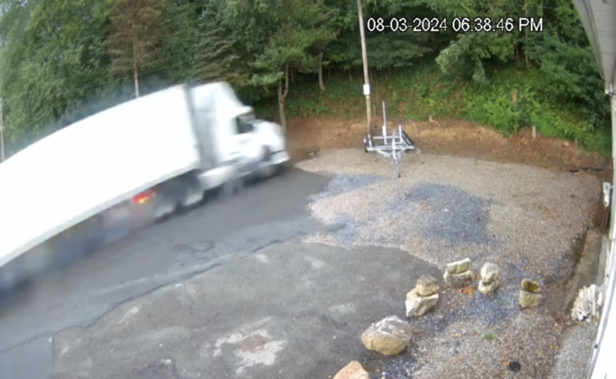 Video shows smoking semi truck crashing into trees after coming down Broad Mountain