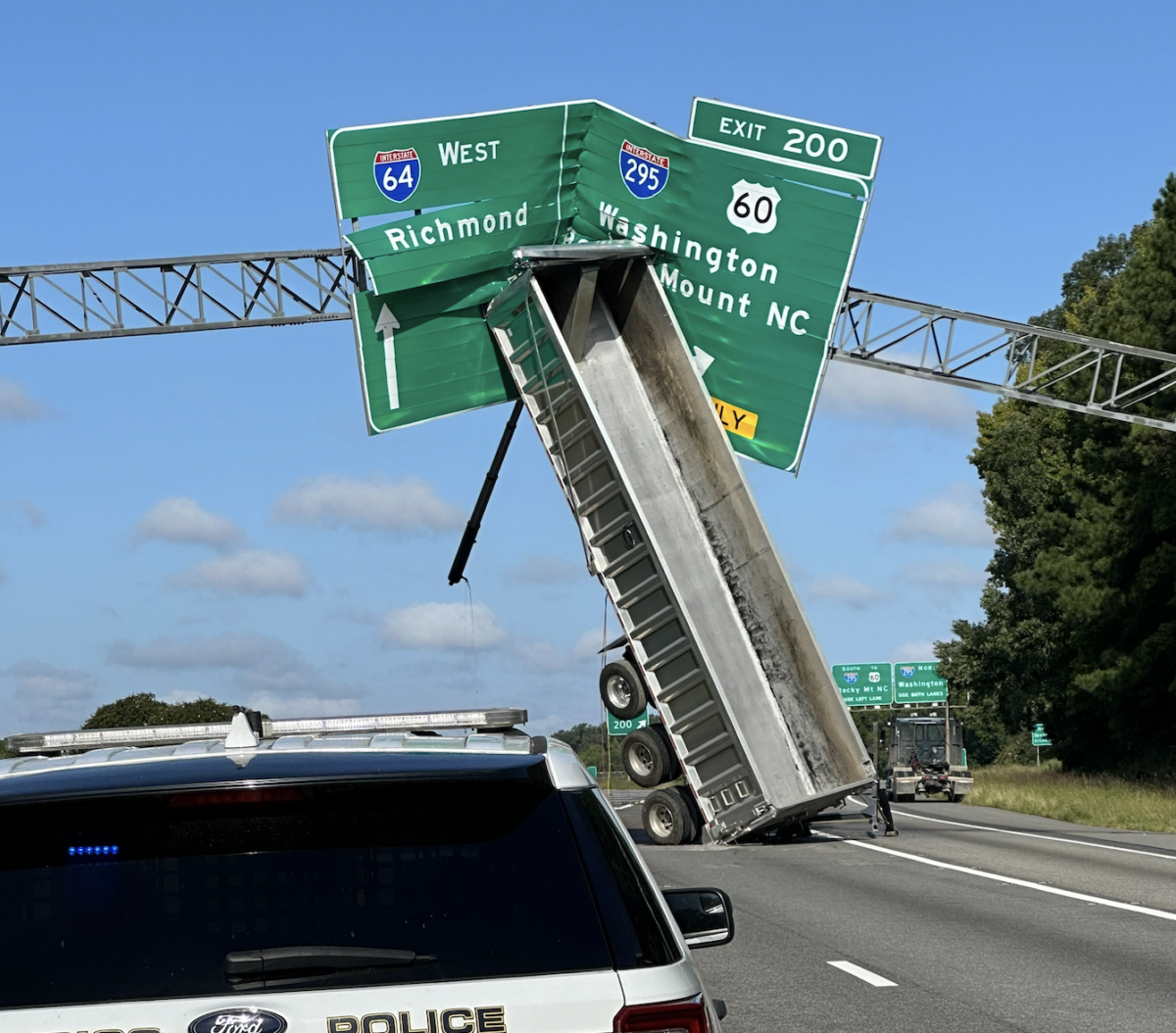 Virginia interstate shut down for commercial vehicle vs. sign collision