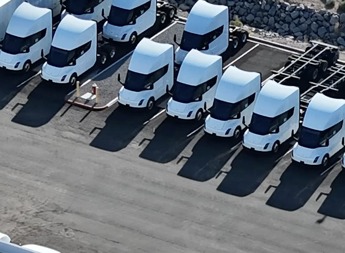 Tesla seemingly upping production on electric trucks