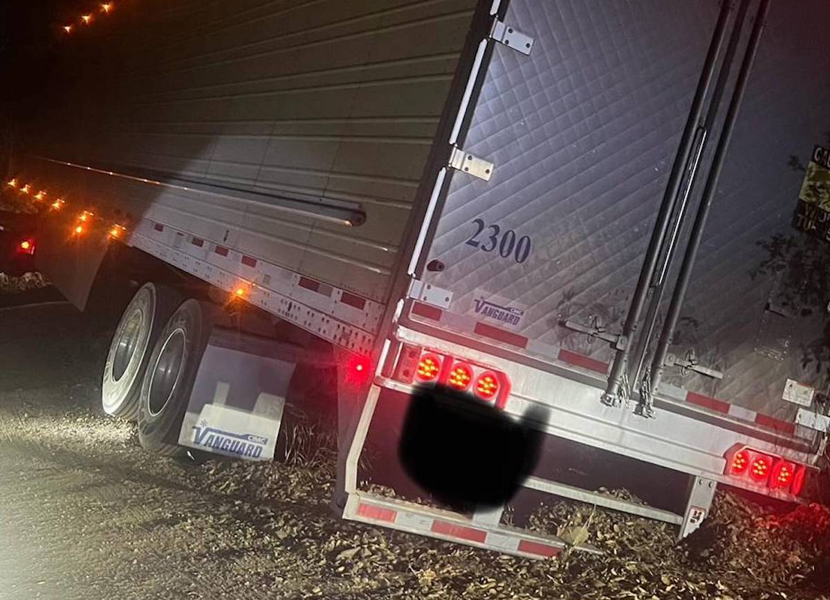 Semi truck following GPS stuck on “extremely uneven” dirt road for 10 hours