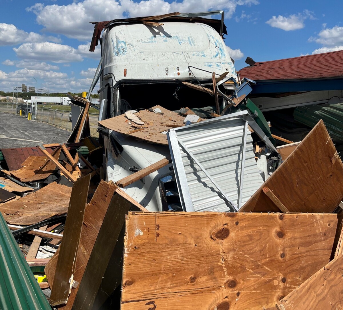 Man in stolen big rig leads police on chase, crashes into storage facility, Texas sheriff says