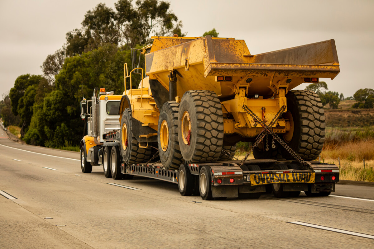 Trucker awarded nearly $30k after termination for oversize load safety concerns