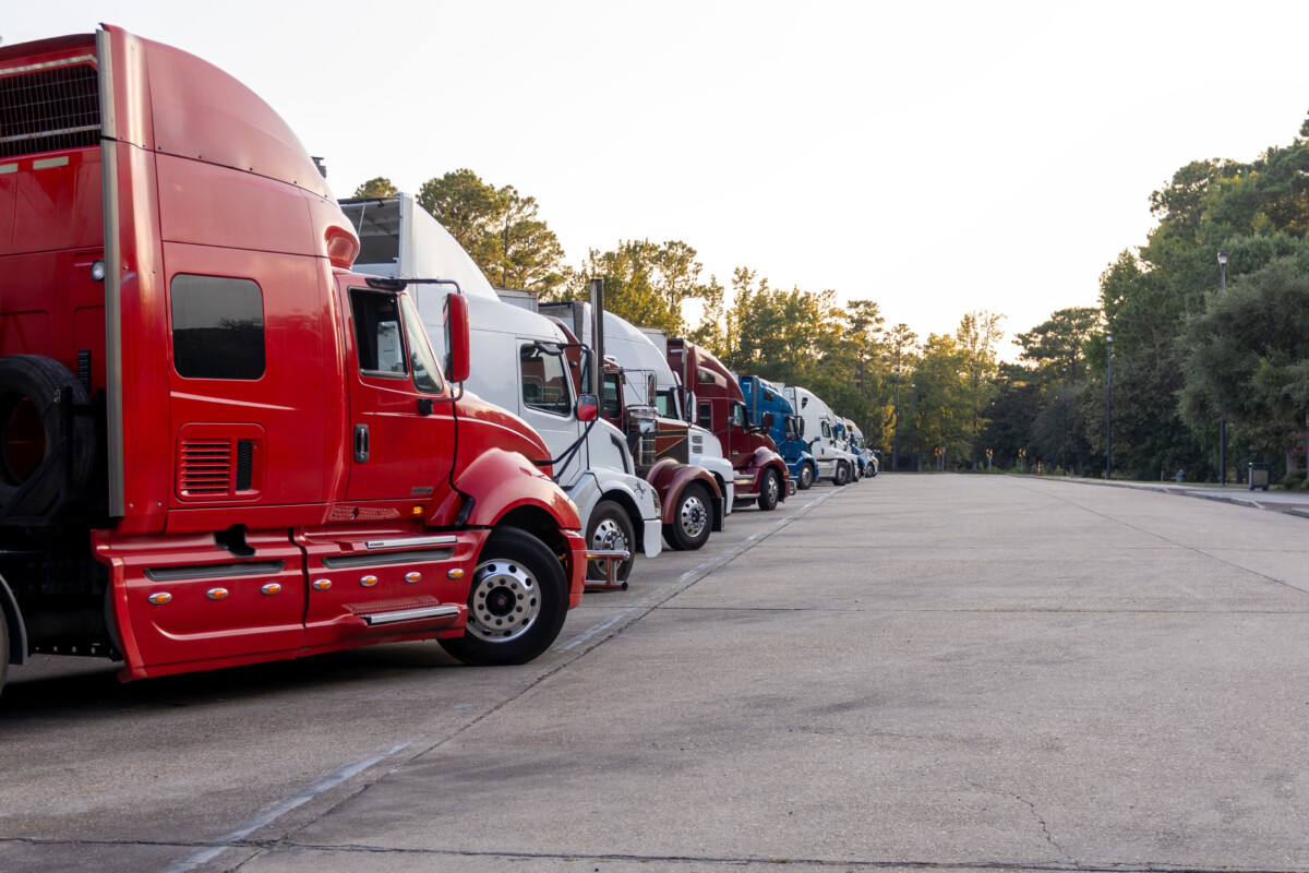 70% of truckers forced to violate hours-of-service to find safe parking, ATA says