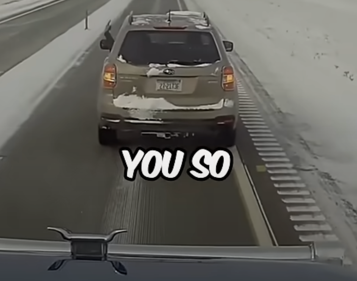 Truck driver avoids road rage confrontation with a fake-out