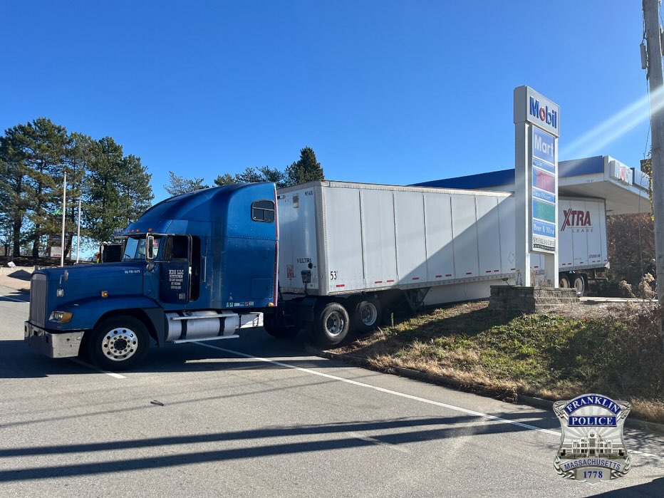 Truck driver’s gas station kerfuffle caused ‘complete road closure,’ cops say