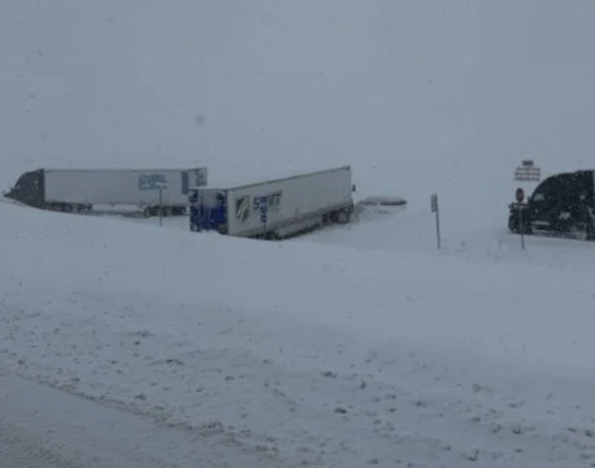 Winter storm shuts down numerous Colorado interstates and highways