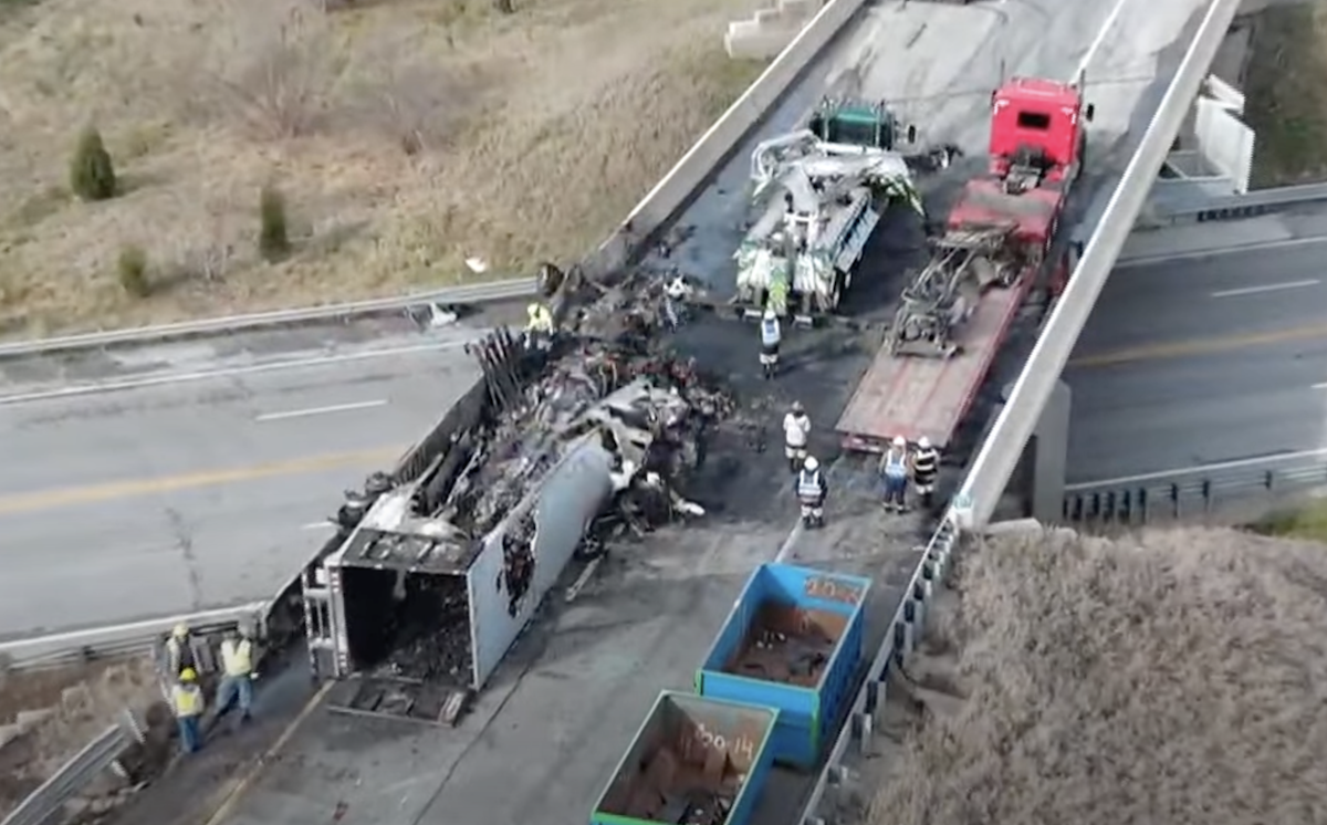 4 dead, 17 hurt after semi truck plows into standstill traffic