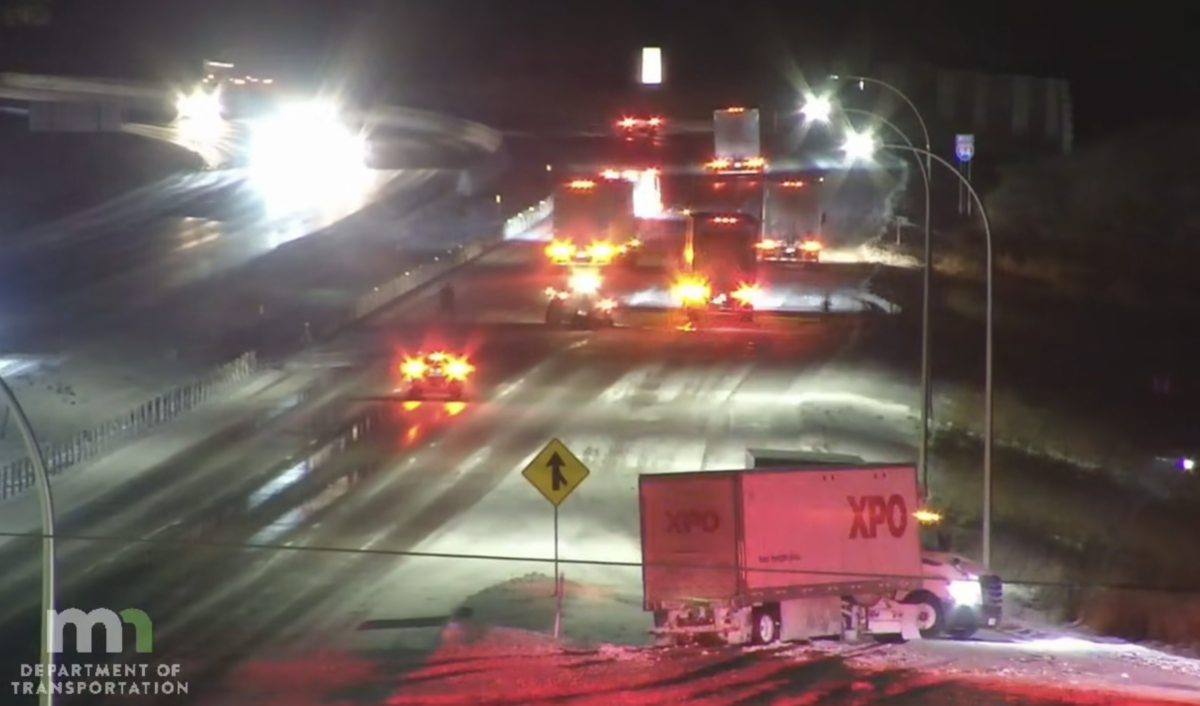 VIDEO: People in stalled pickup run for their lives as semi drivers try to dodge on I-94