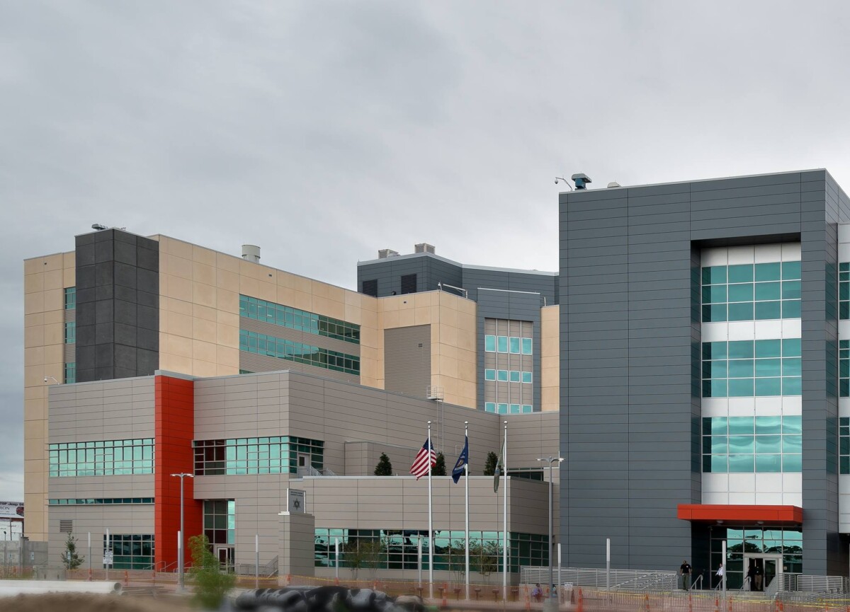 Ten ‘armed and dangerous’ inmates at large after escaping New Orleans jail