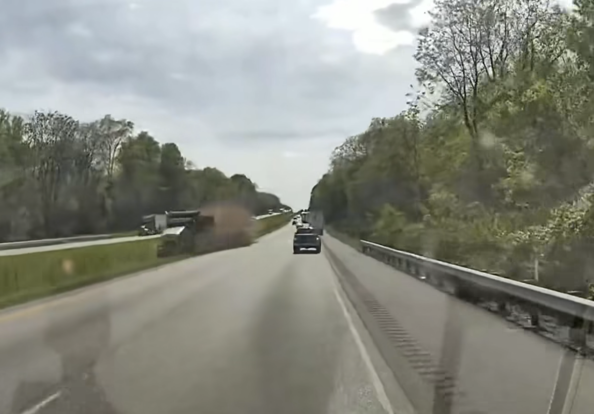 VIDEO: Cable barrier likely saves lives after dump truck tire blowout in Pennsylvania