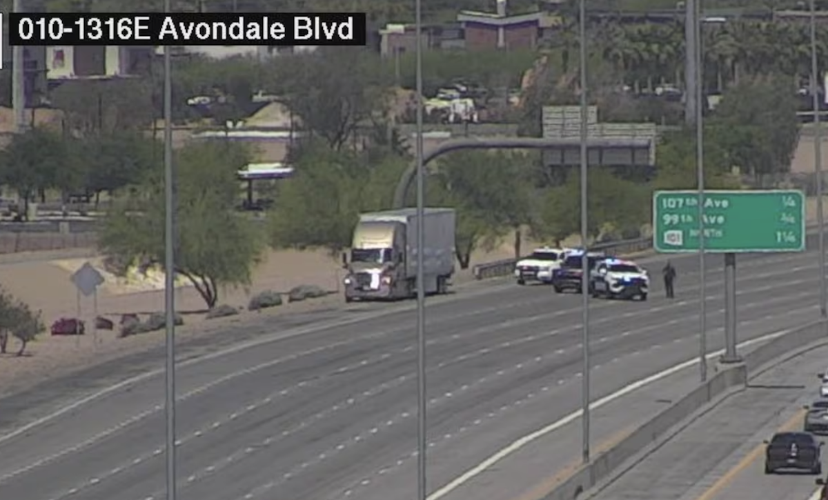 Four men in distinctive shoes & gold semi truck linked to multiple rounds of cargo theft in AZ