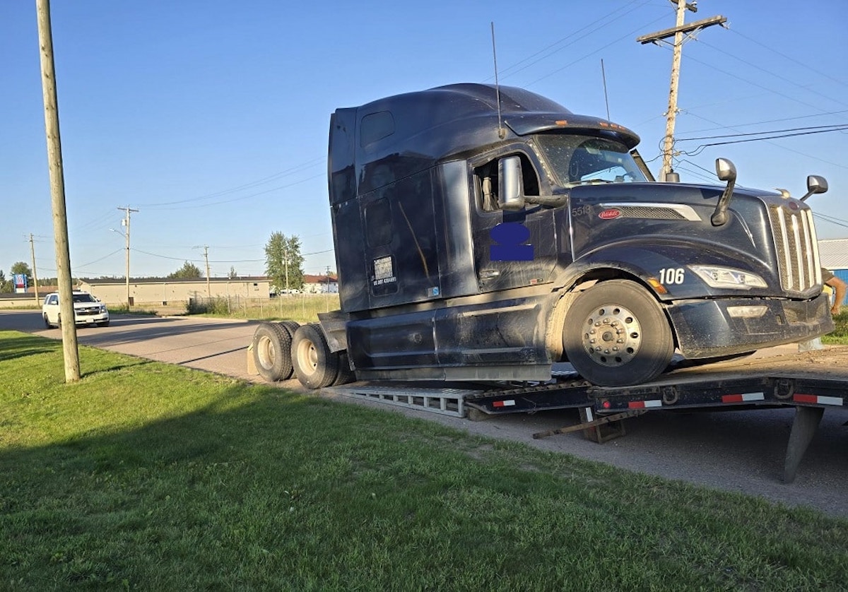 Truck towed & team drivers fined $3k after officer gave them a chance to fuel up before inspection but they never came back
