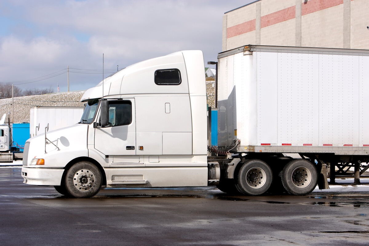 FMCSA to temporarily allow commercial drivers to use paper medical examiner certificates amid transition to electronic system