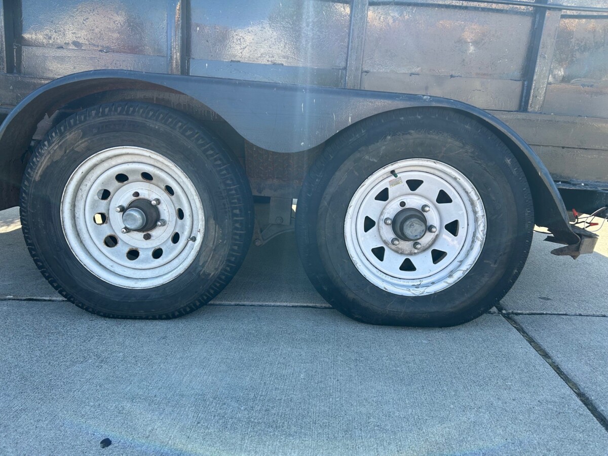 Washington troopers put commercial vehicle out-of-service for being 10K pounds overweight, missing lug nuts, and more