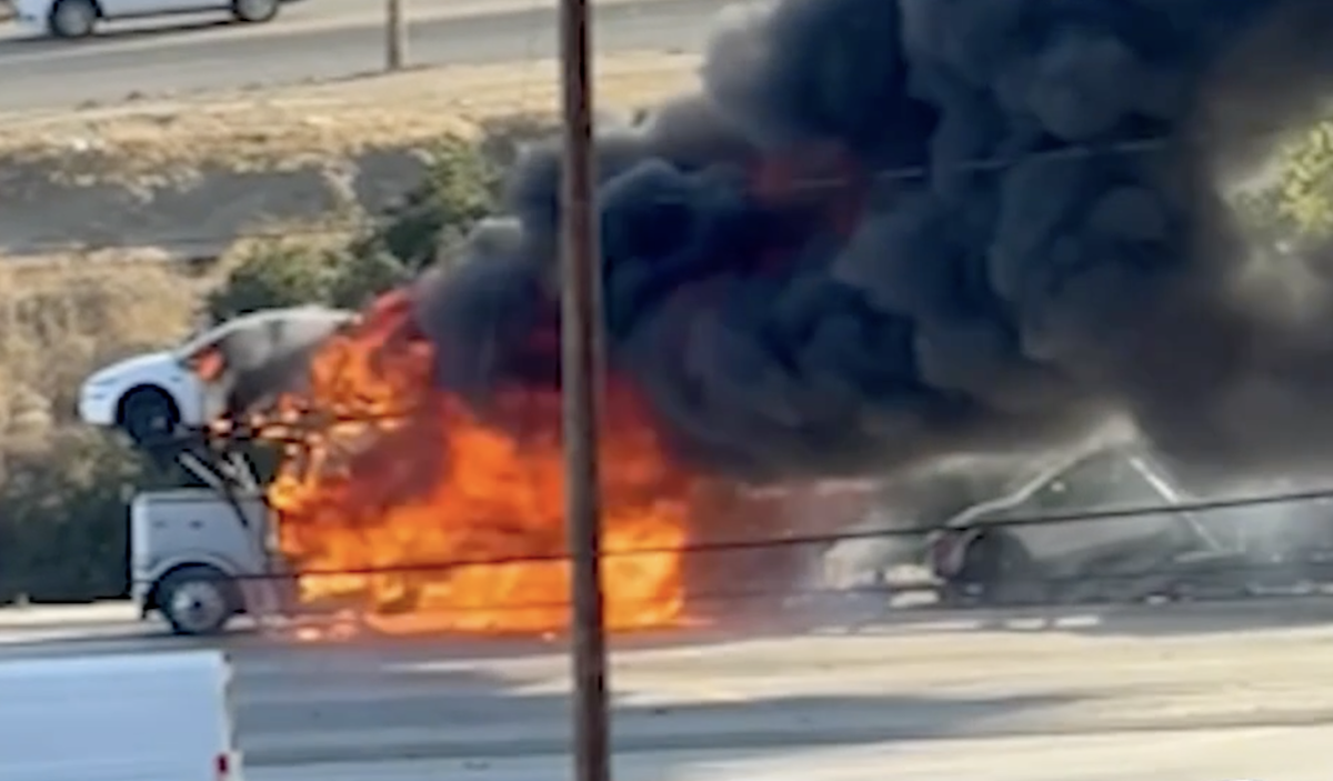 5 Freeway shut down in LA after semi truck hauling Teslas catches fire