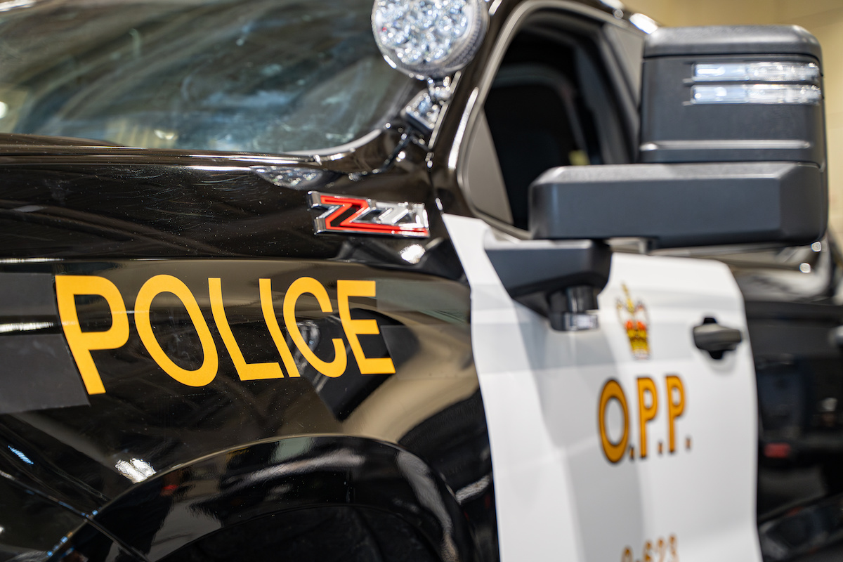 Trucker with inaccurate logbook hides in sleeper while passenger hops into driver’s seat during traffic stop 