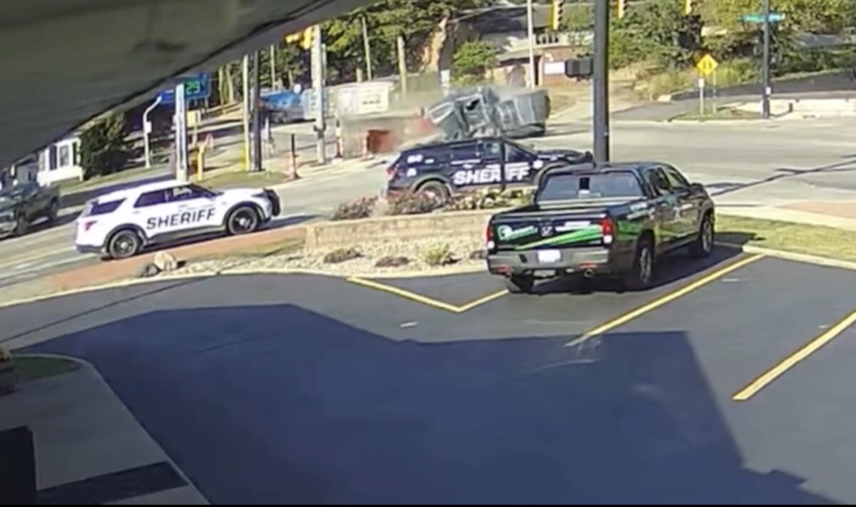 Video shows the moment that load shift knocks semi truck cab off frame