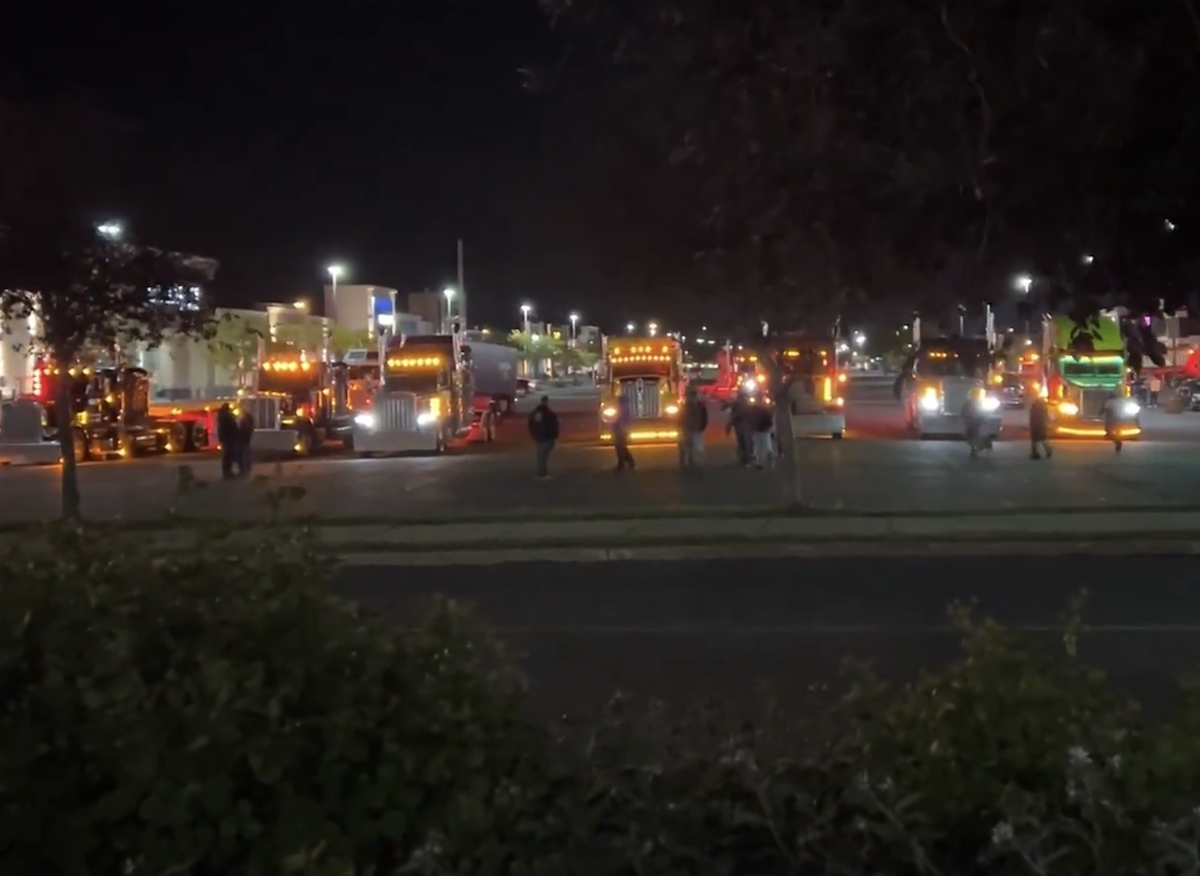 Truckers protest poor driver training & truck maintenance with Montreal slow-roll