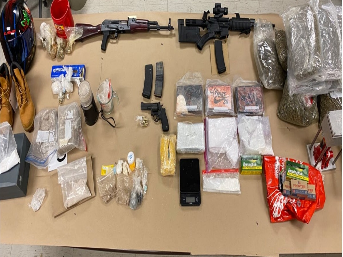 New York trucking company owner arrested after drugs and assault rifles seized by FBI and IRS during raid: Report