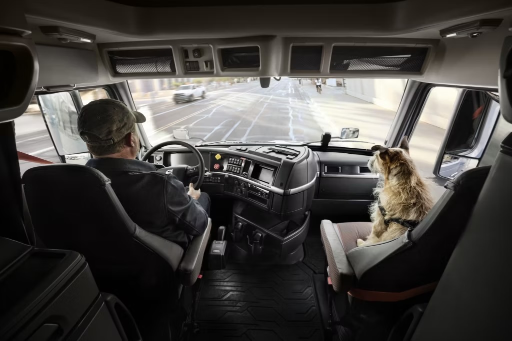 Volvo to focus on in-cab comfort and safety for pets riding along with truckers