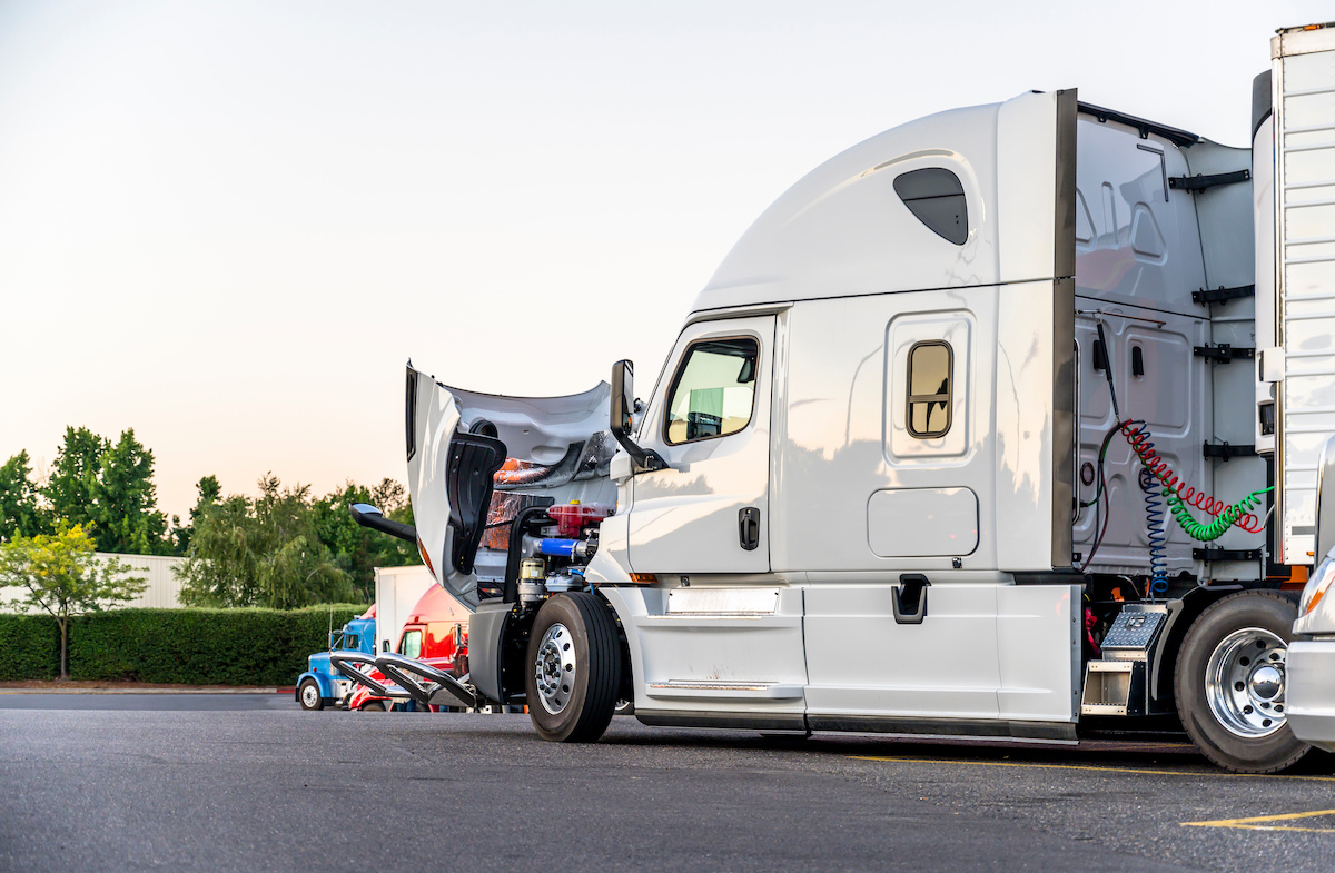 New study suggests ELP violations linked to unsafe trucking companies