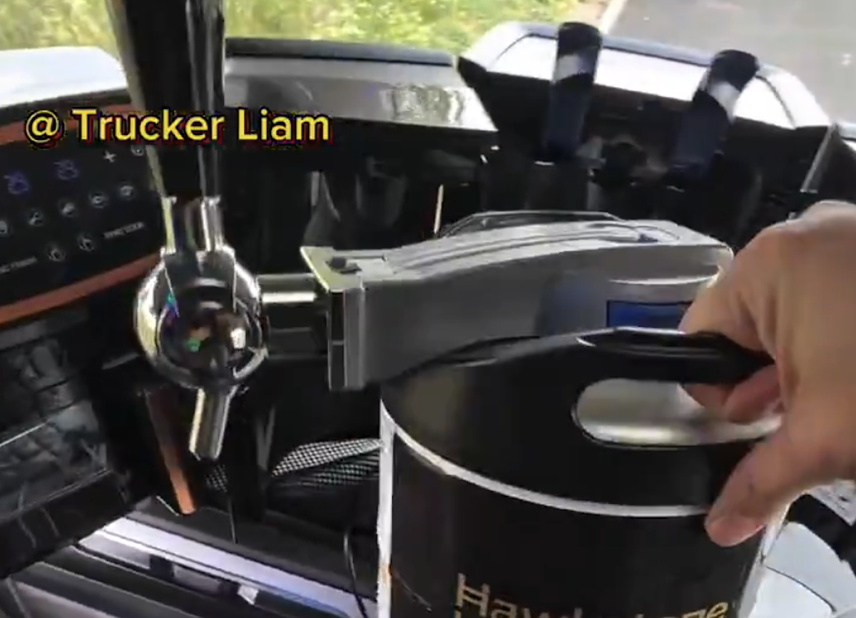 Truck drivers in the UK are comfy drinking whole mini kegs while parked on the side of the road, apparently