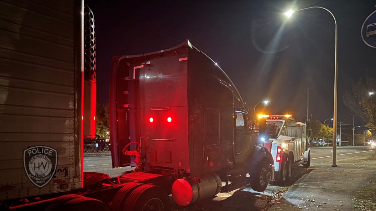 Commercial vehicle inspection in Oregon uncovers 26 violations, including missing brake parts and suspended CDL