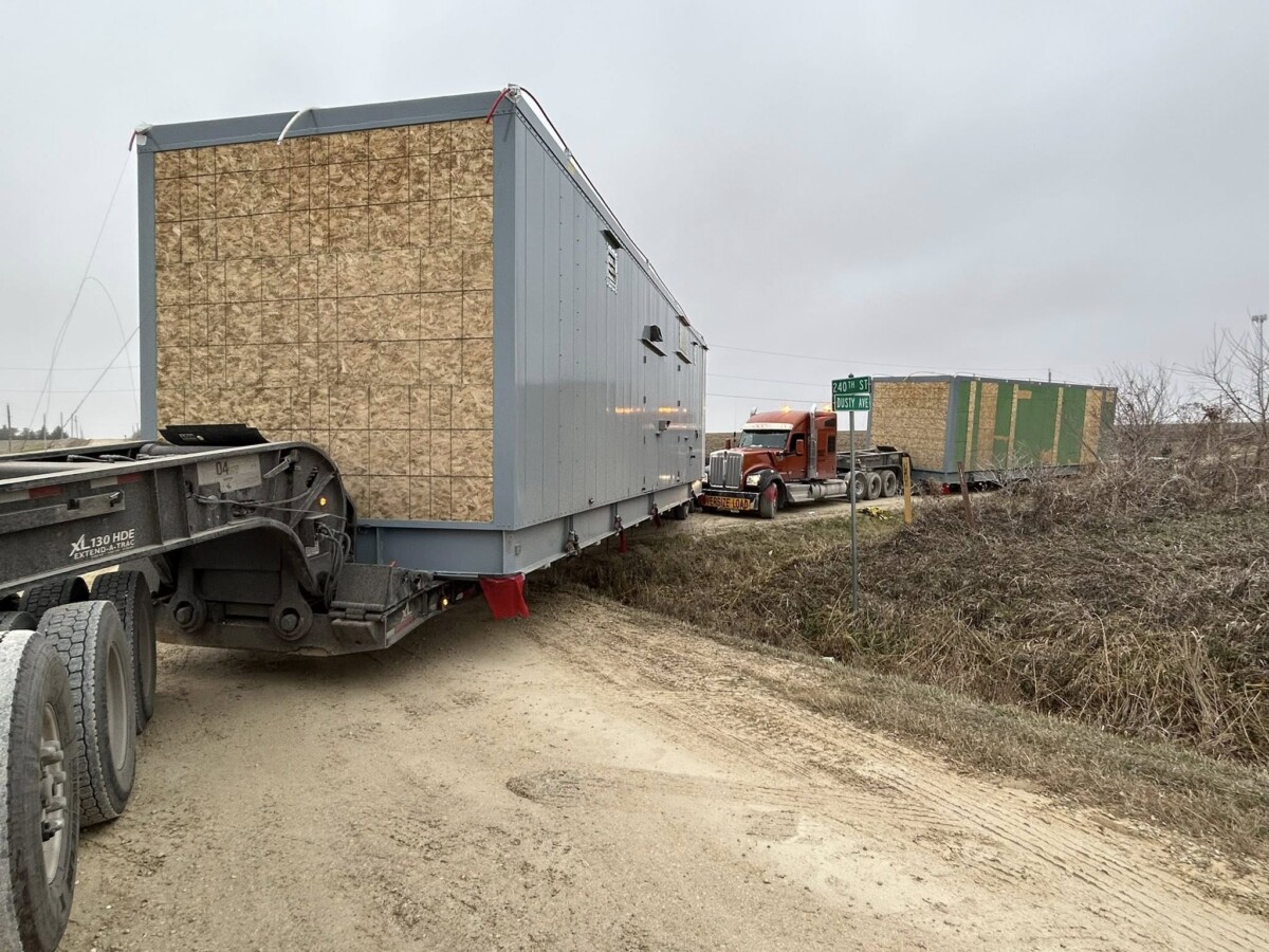 Iowa troopers use stuck 188K pound load as a teaching moment about proper commercial vehicle permitting