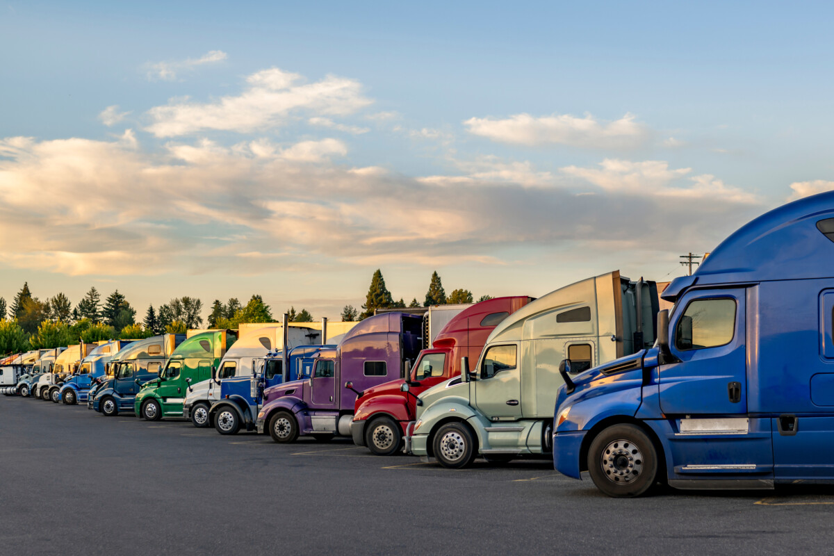 FMCSA to survey thousands of truckers on ‘monetary benefits of creating new truck parking spaces’
