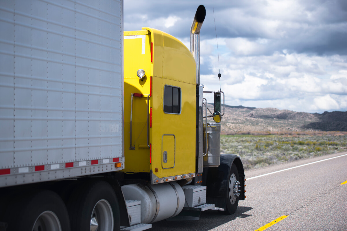 Nevada to cancel dozens of Mexican and Canadian trucker licenses as part of phase out of non-domiciled CDLs