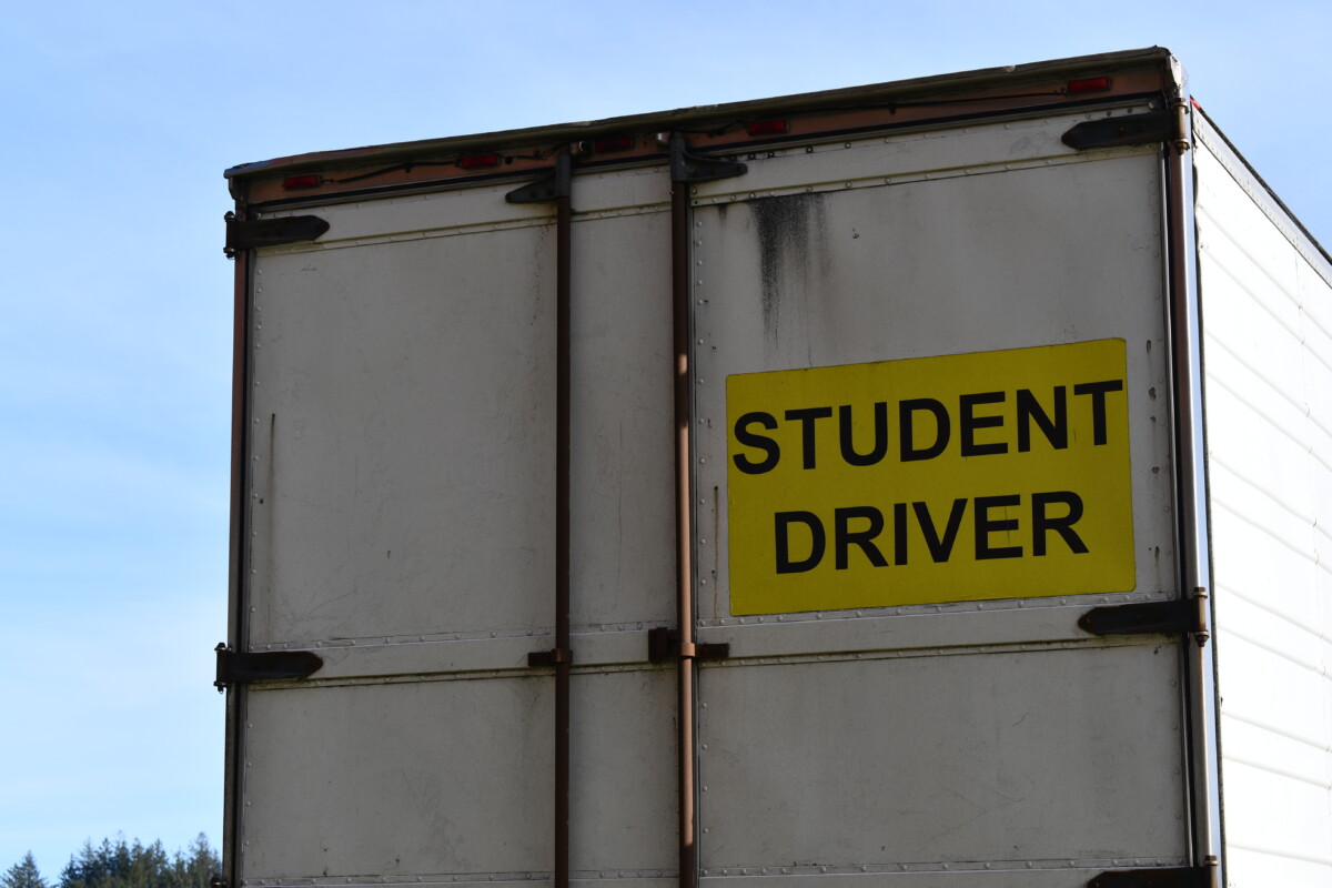 New Jersey trucking school to pay $345K to settle suit over misclassification of CDL instructors
