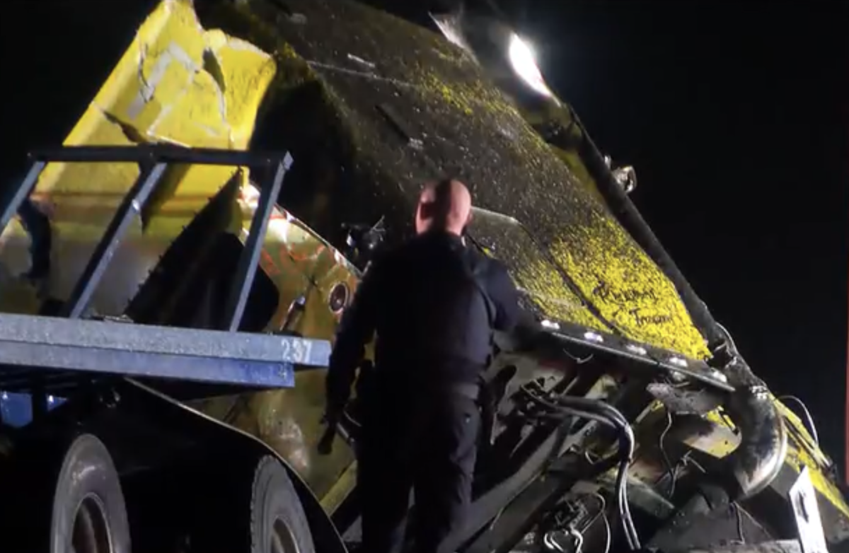 Dozens of turkeys wander I-77 after semi truck crash