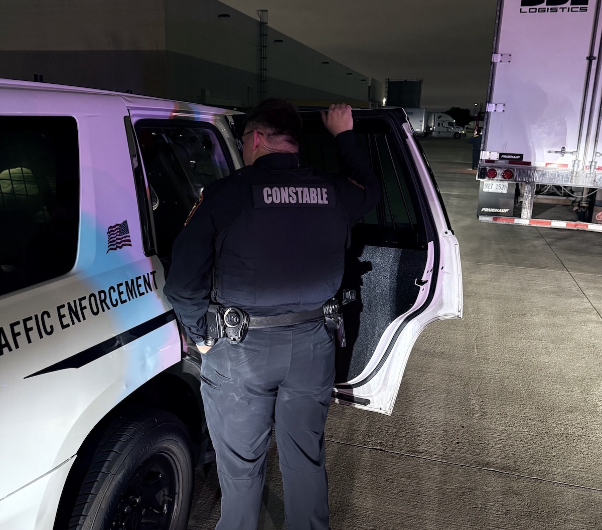 Houston truck driver arrested for trying to run fellow driver off the road