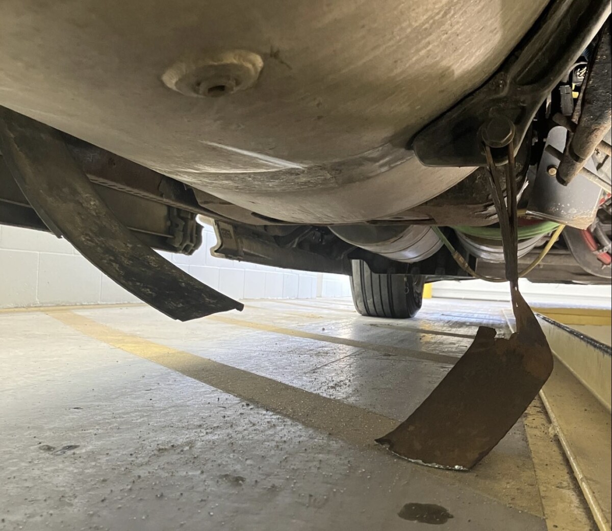 Commercial vehicle with several serious equipment violations rolls through Iowa scale house