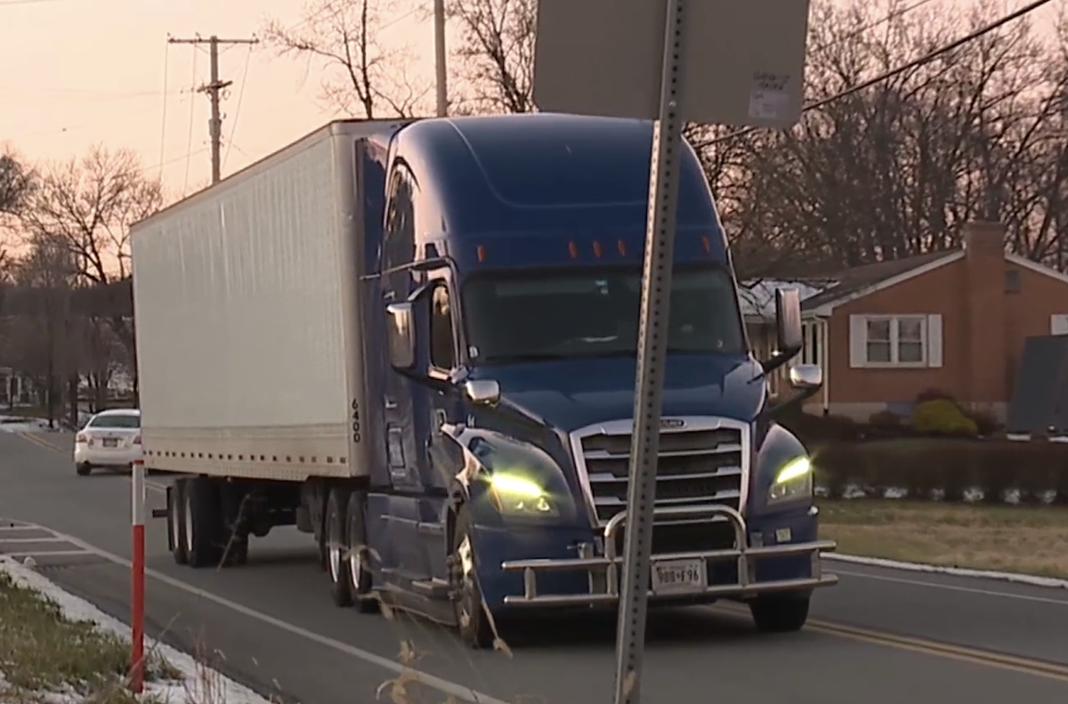 ‘No trucks’ signs doing more harm than good in newly developed warehouse corridor, residents say
