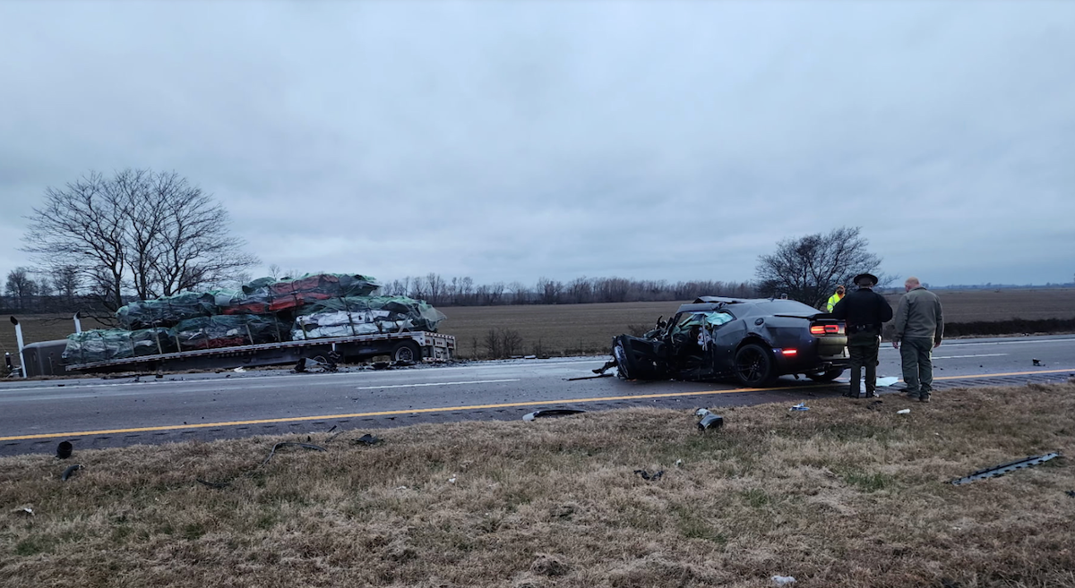 Suspect drives into flatbed semi in suicide attempt after shooting two men in Tennessee