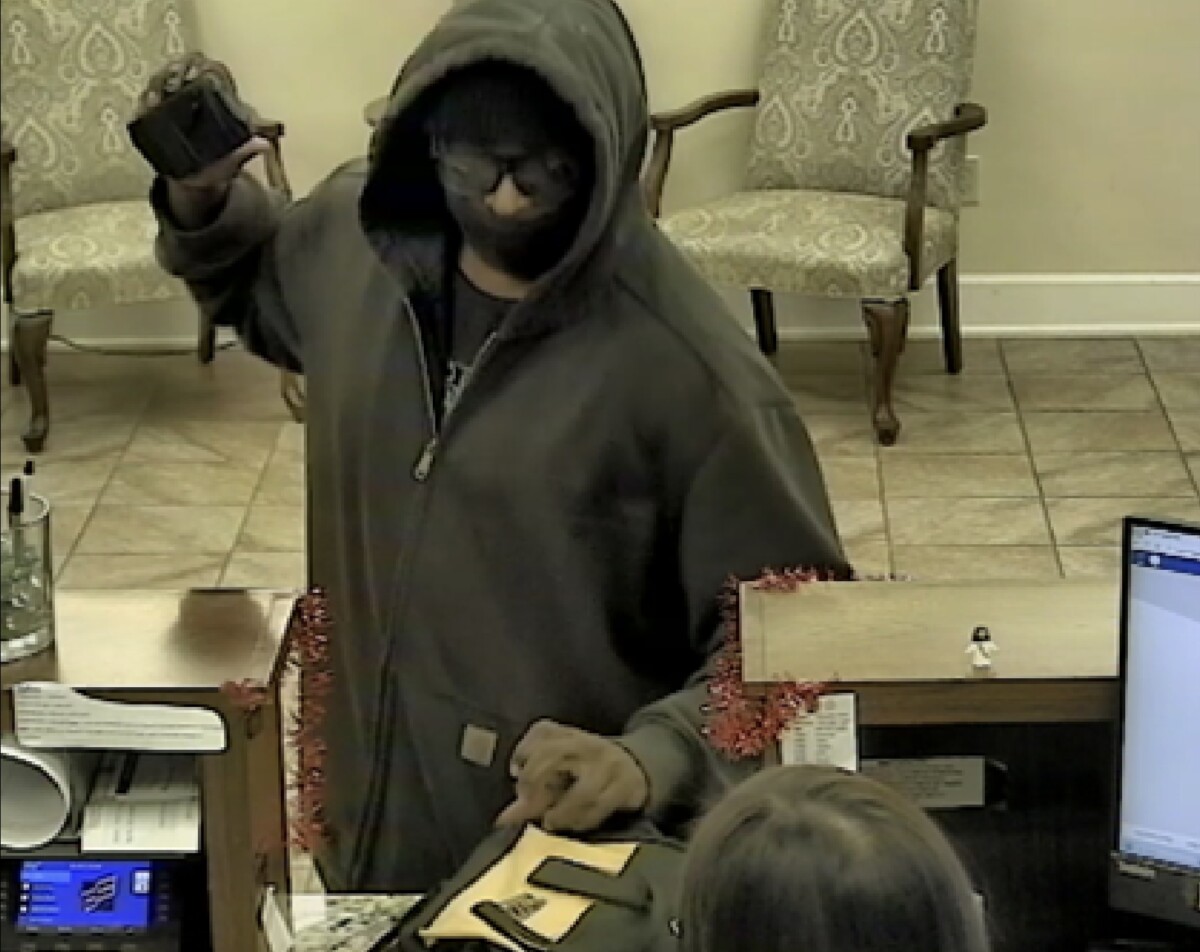 Man faces charges for North Carolina bank robbery, semi truck shootout, feds say