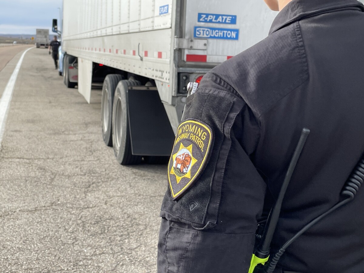 Truckers cheer English proficiency out-of-service requirement tucked into House appropriations bill