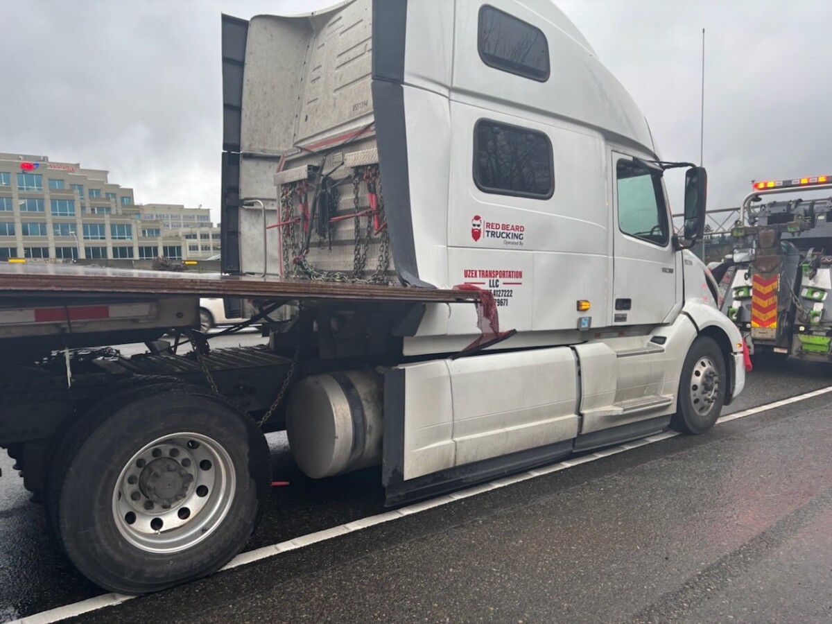 Load shift causes sheets of metal to pierce semi truck cab, Washington State Patrol says