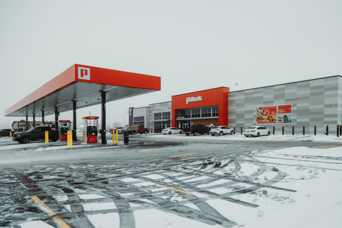 Pilot opens truck stops in Ohio and Texas