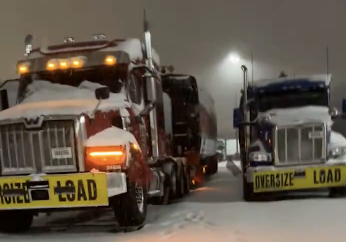 Trucker documents his oversize load journey across USA during winter storm