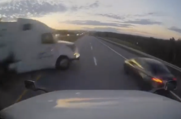 Driver’s egregious u-turn attempt caught on camera by second trucker