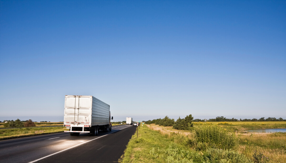 USDOT says Illinois must revoke illegally-issued CDLs or lose $128 million